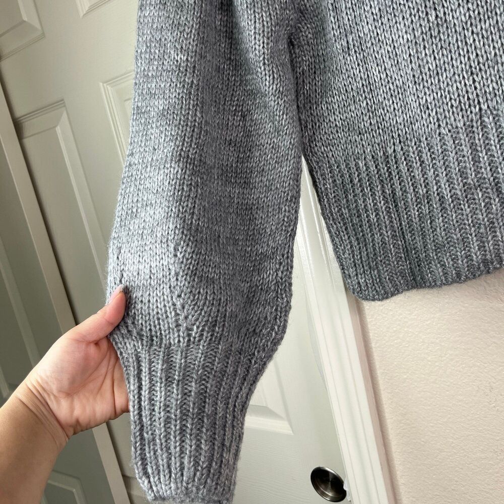 Paris Graphic Cropped Long Sleeve Sweater Women’s Grey Size Small #594 - Picture 10 of 12